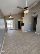 9128 Bur Oak Cir in El Paso, TX - Building Photo - Building Photo