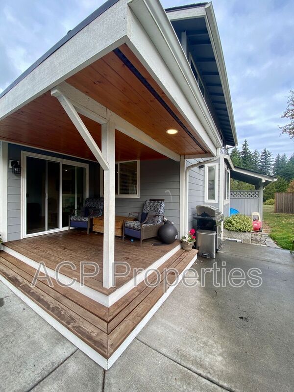 406 Arrowhead Ln in Everson, WA - Building Photo - Building Photo