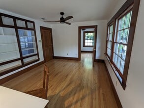 302 E 41st St in Austin, TX - Building Photo - Building Photo
