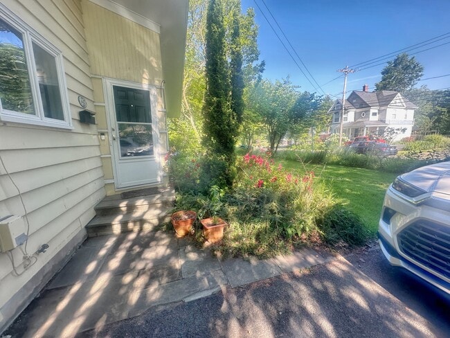 443 Thurber St in Syracuse, NY - Building Photo - Building Photo
