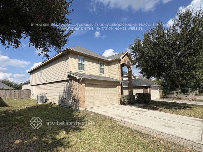 2435 Gianna Way in Houston, TX - Building Photo - Building Photo