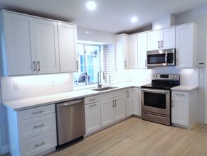 54140 Avenida Mendoza in La Quinta, CA - Building Photo - Building Photo