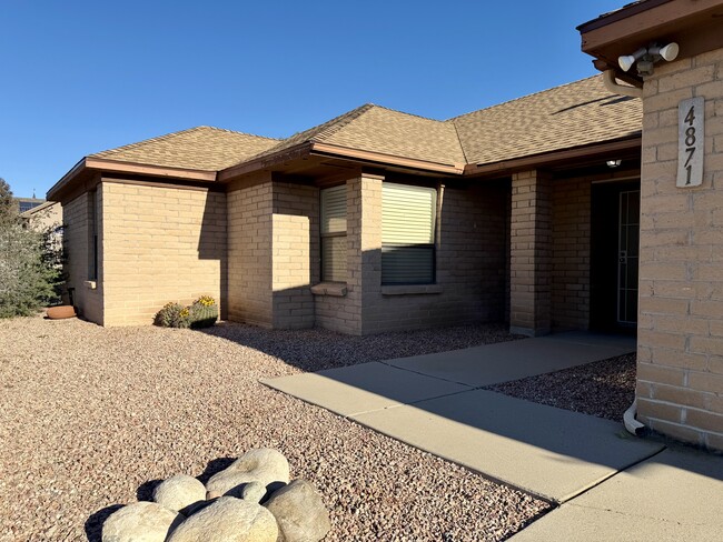 4871 W Condor Dr in Tucson, AZ - Building Photo - Building Photo