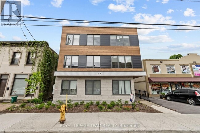 property at 506-506 Gladstone Ave