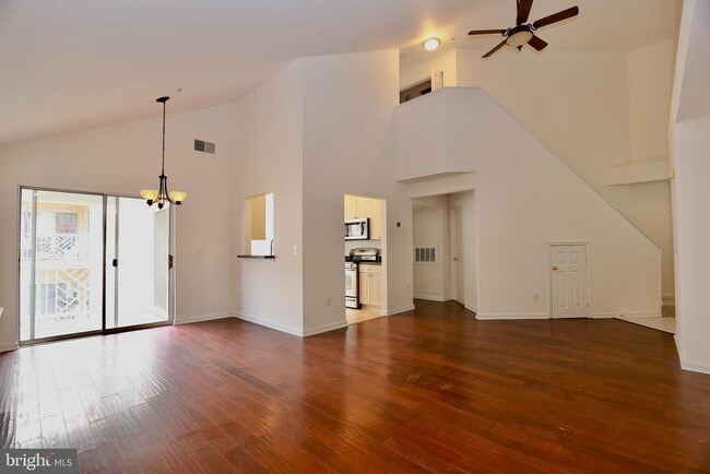 5928 Founders Crossing Ct in Alexandria, VA - Building Photo - Building Photo