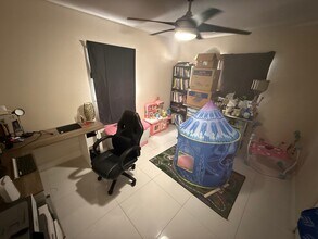 2504 Ranch Lake Cir in Lutz, FL - Building Photo - Building Photo