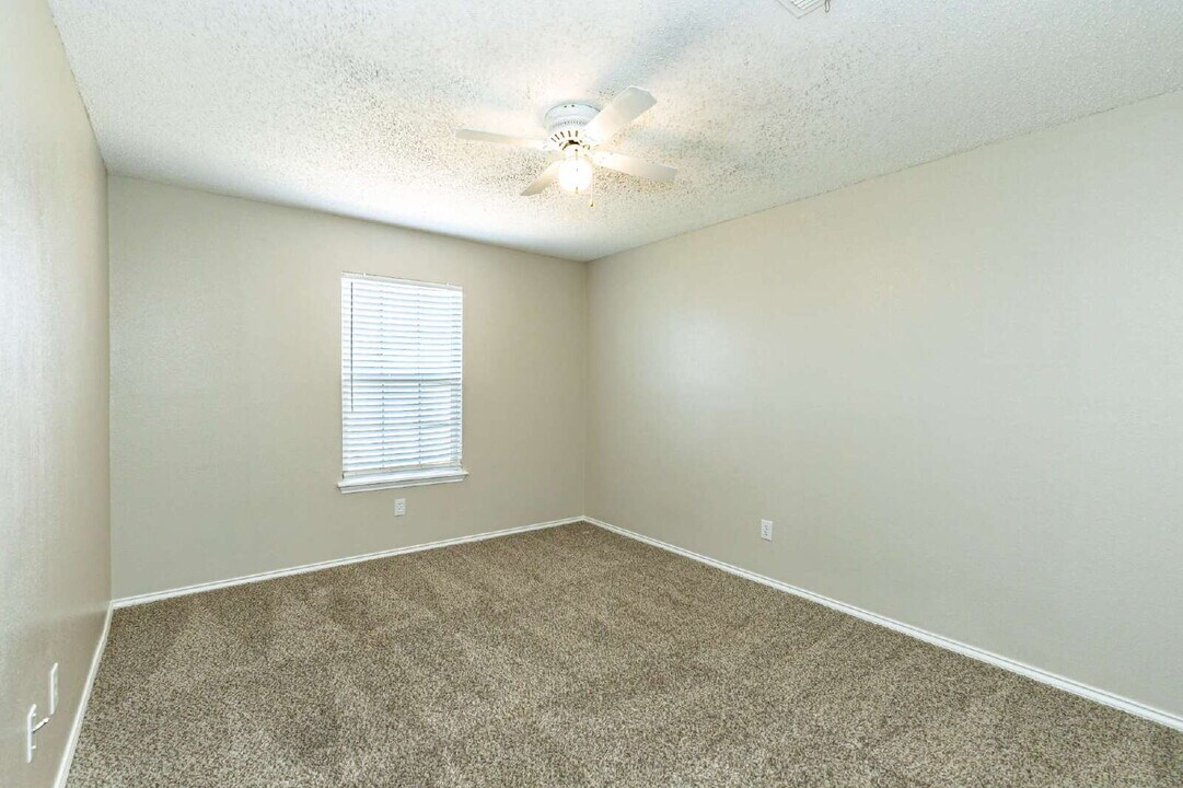 6524 9th St in Lubbock, TX - Building Photo
