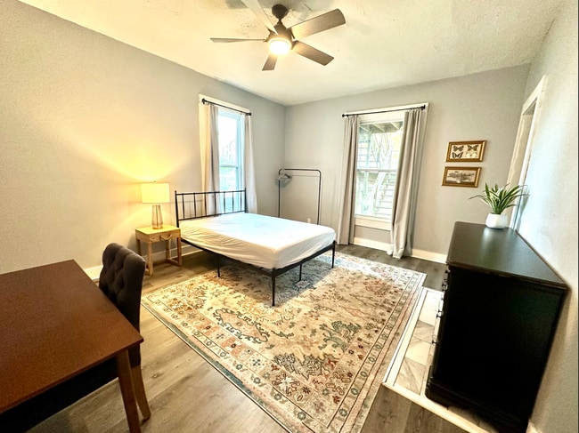 property at 1215 S Preston St