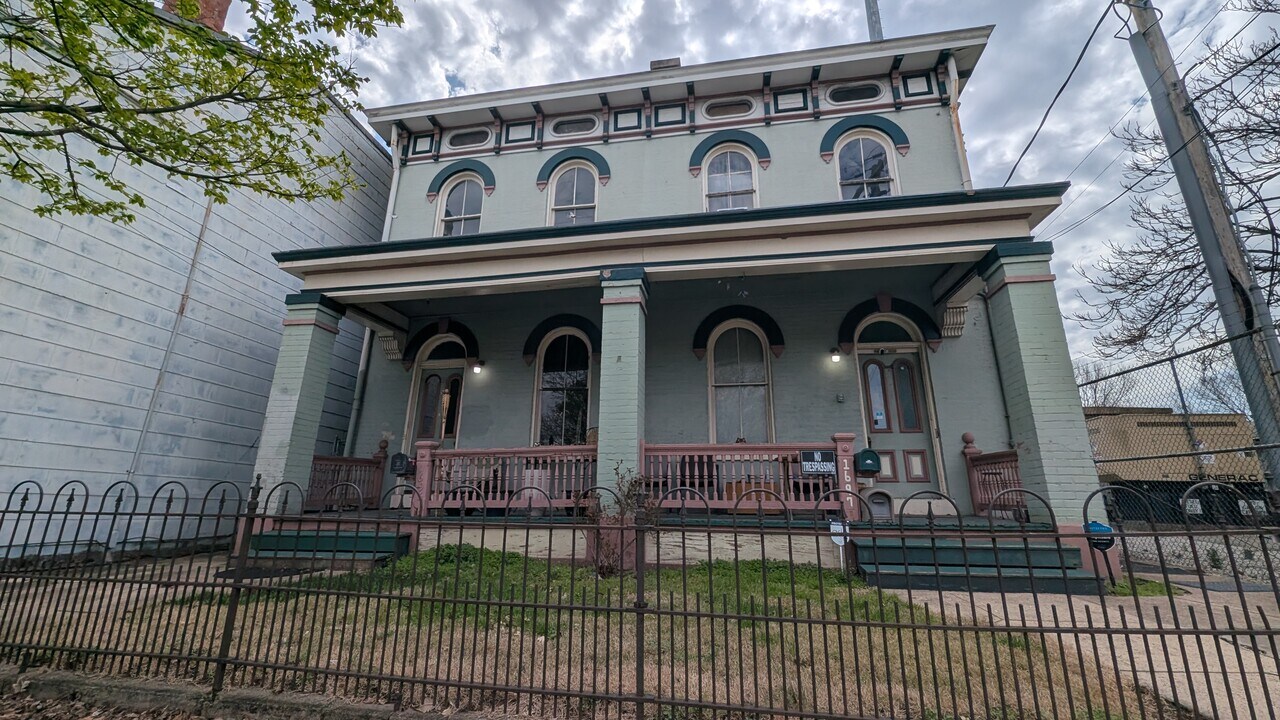 1695 Blue Rock St, Unit 3rd Floor in Cincinnati, OH - Building Photo