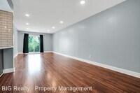 324 Hermit St photo'