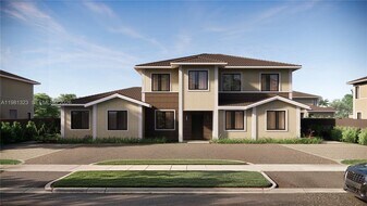 12570 194th St in Coral Gables, FL - Building Photo