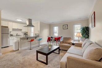 2225 Summit St, Unit ID1391826P in Durham, NC - Building Photo - Building Photo