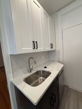 2 Sutherland Rd, Unit 31 in Boston, MA - Building Photo - Building Photo