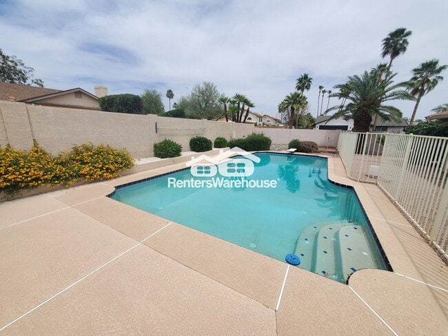 property at 5136 E Tierra Buena Ln
