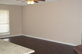 1217 Blanco Ln in Garland, TX - Building Photo - Building Photo