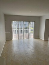 20931 NE 30th Ct, Unit 837E in Aventura, FL - Building Photo - Building Photo