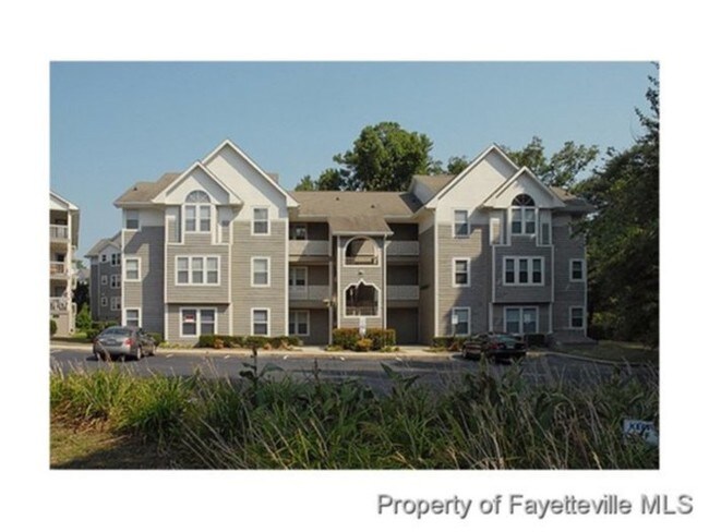 6720 Willowbrook Dr in Fayetteville, NC - Building Photo - Building Photo