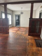 521 E Broadway St in Newton, KS - Building Photo - Building Photo