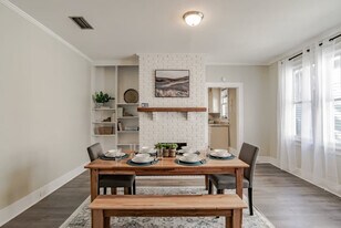 402 Michigan Ave in Mobile, AL - Building Photo