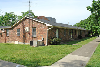 217 30th Ave N in Nashville, TN - Foto de edificio - Building Photo