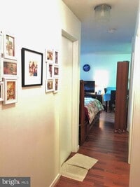 2111 Wisconsin Ave NW