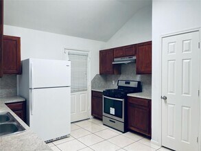 7839 Dairy View Ln in Houston, TX - Building Photo - Building Photo