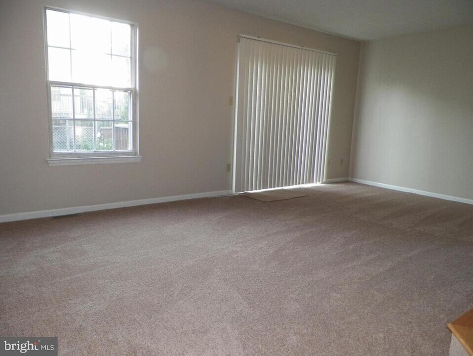 2 Andrew Ct in Glassboro, NJ - Building Photo