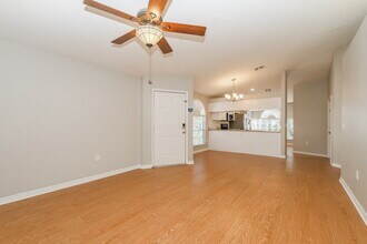 7741 Barclay Rd in New Port Richey, FL - Building Photo - Building Photo