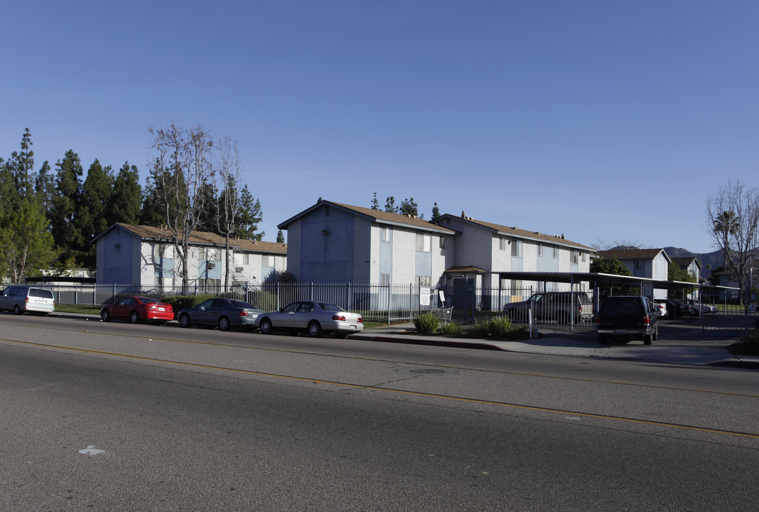 Escondido Gardens Apartments in Escondido, CA - Building Photo