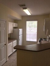 13700 Richmond Park Dr N in Jacksonville, FL - Building Photo - Building Photo