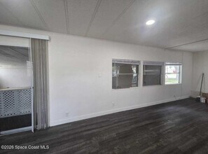 2104 Mobiland Dr in Melbourne, FL - Building Photo - Building Photo