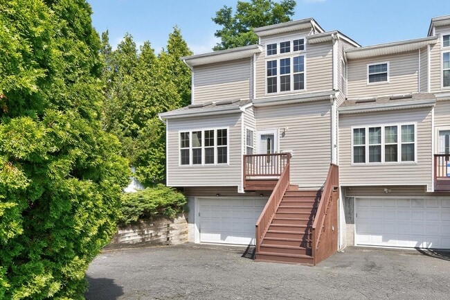 property at 3 The Ml