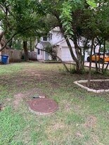 8103 Tuscarora Trail in Austin, TX - Building Photo