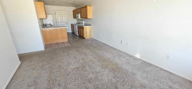 600 S Abilene Ave in Portales, NM - Building Photo - Building Photo