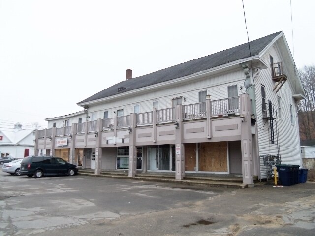 Commercial/Multi-Family in Tilton, NH - Building Photo