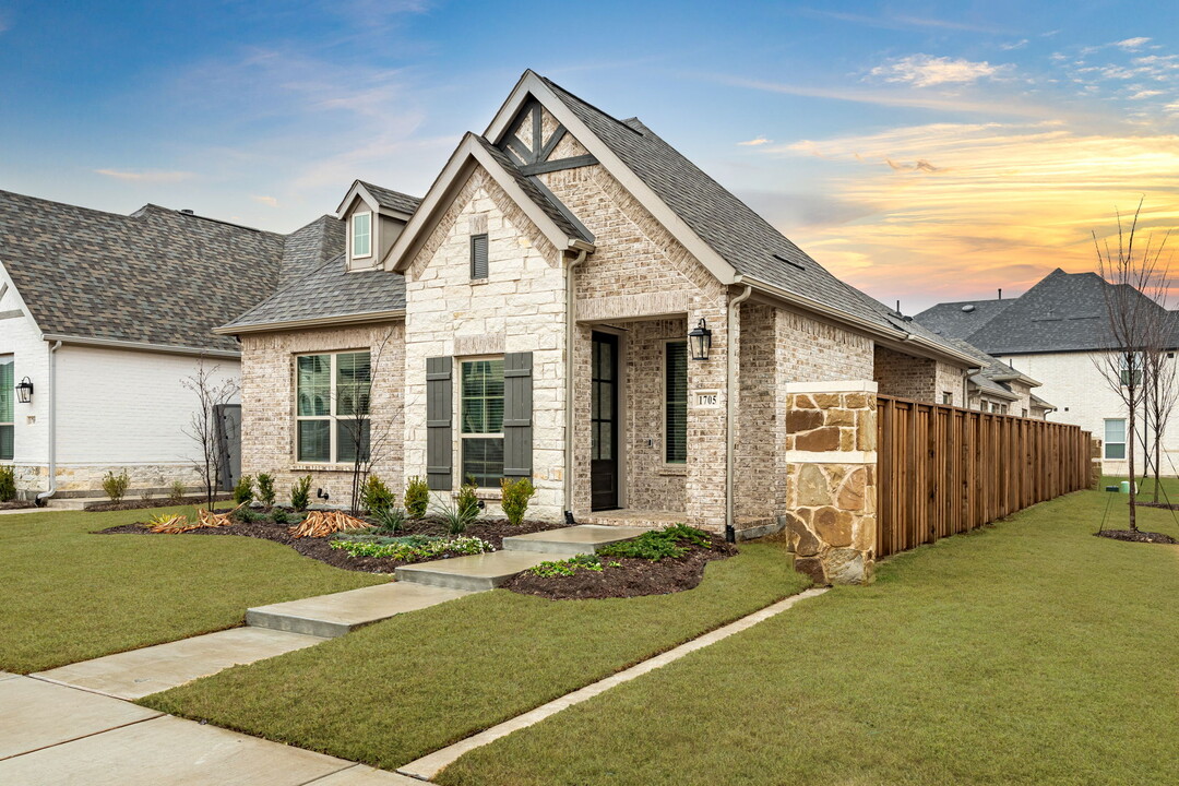 1705 Victoria Pl in Celina, TX - Building Photo