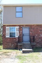 3727 Willow Creek Rd in Nashville, TN - Building Photo