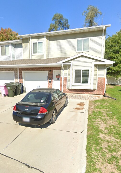 1849 Red Bertrand Ct in Sioux City, IA - Building Photo