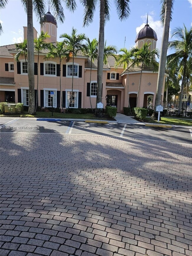 property at 1706 Belmont Ln