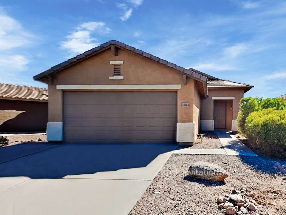 46165 W Windmill Dr in Maricopa, AZ - Building Photo