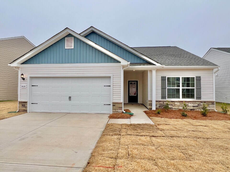 1428 Nia Rd in Charlotte, NC - Building Photo