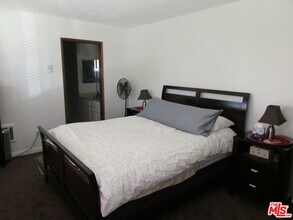 1127 12th St in Santa Monica, CA - Building Photo - Building Photo