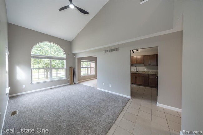 1285 16th St in Detroit, MI - Building Photo - Building Photo