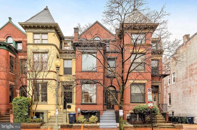 property at 908 Westminster St NW