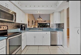 4514 Weybridge St in Sarasota, FL - Building Photo - Building Photo