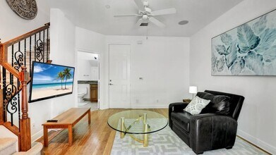 4703 Artesa Wy E in Palm Beach Gardens, FL - Building Photo - Building Photo