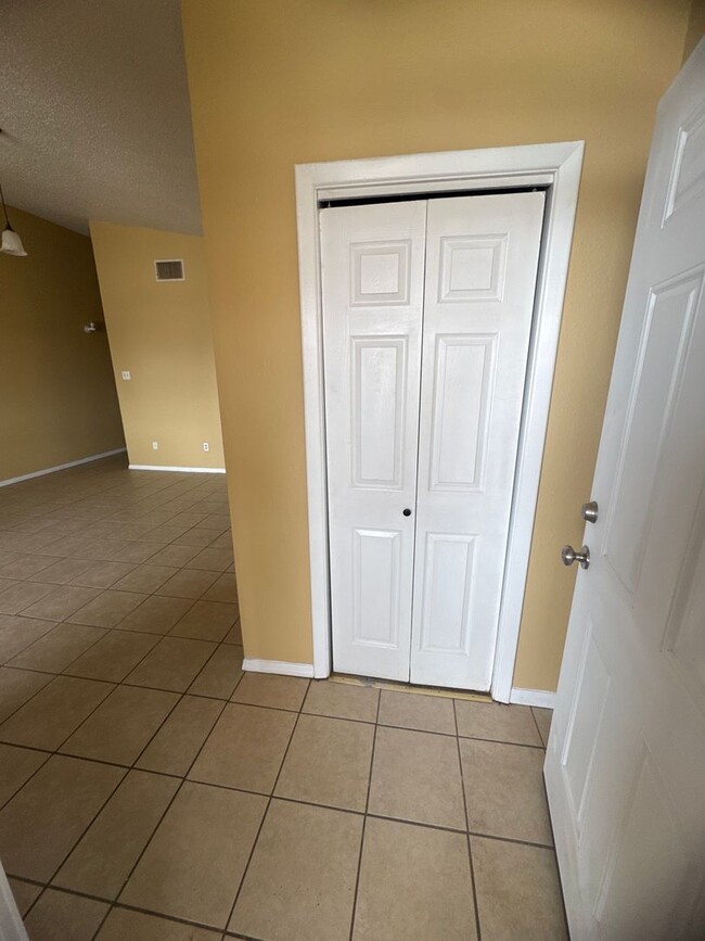 1221 Cameo St in Clovis, NM - Building Photo - Building Photo