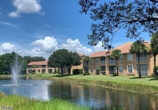 14970 Vista View Way in Ft. Myers, FL - Foto de edificio - Building Photo