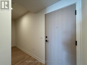 181 Sterling Rd in Toronto, ON - Building Photo - Building Photo