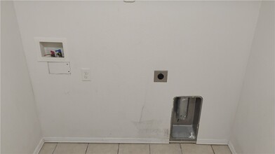 100 Willow Dr in Centerton, AR - Building Photo - Building Photo